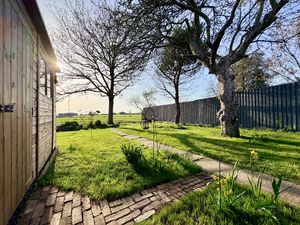 Photo 12- click for photo gallery